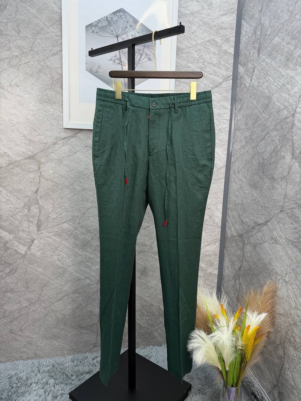 Льняной костюм Kiton