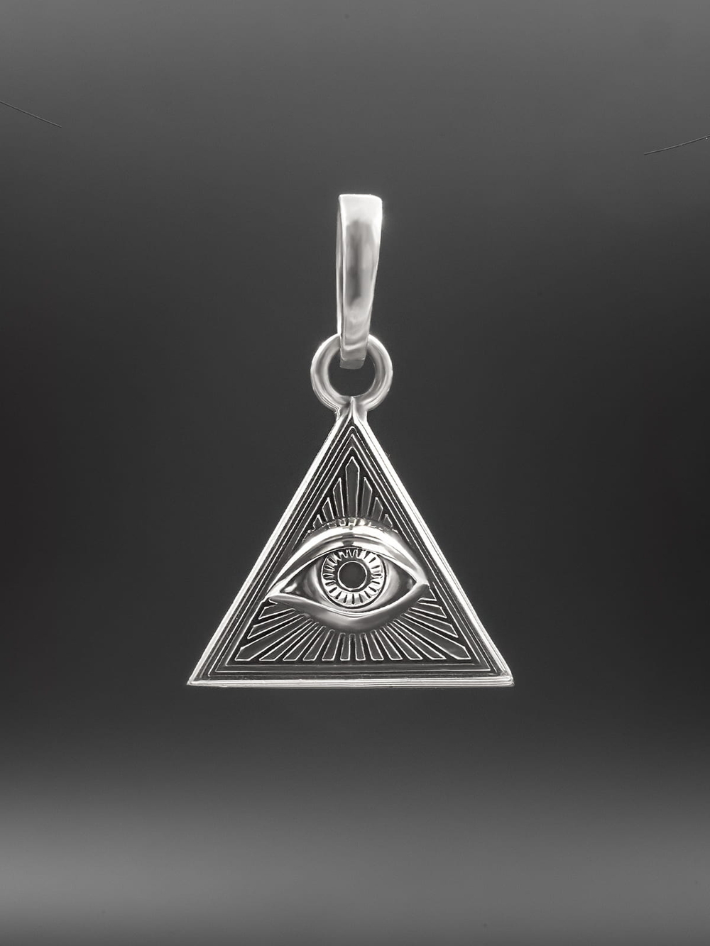Подвеска всевидящее око оберег из серебра 925 пробы