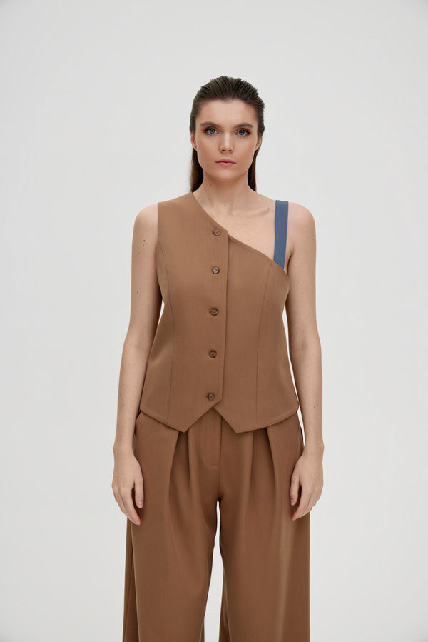 Жилет асимметричный