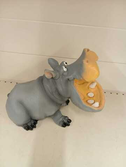 Бегемот (F986)