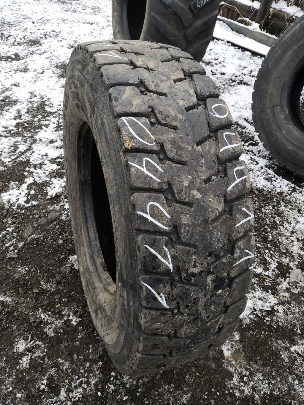 315/80R22.5 Pirelli TG-01 шина б/у