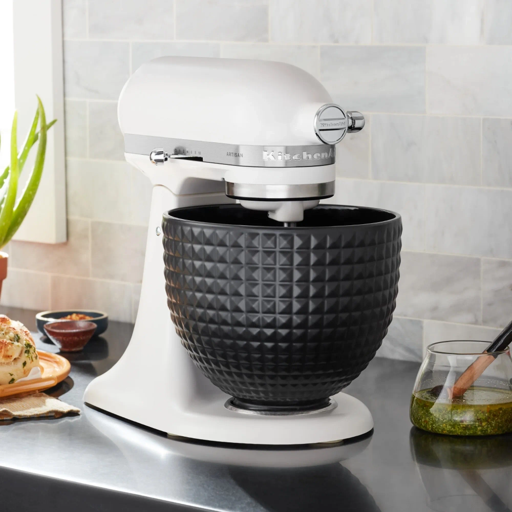 KitchenAid Керамическая чаша 4,7 л Black Studded EAN 8003437646805