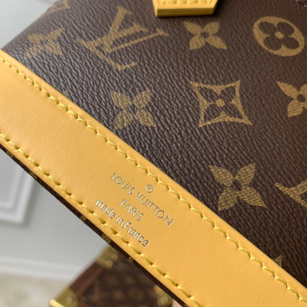 Louis Vuitton Nano Alma