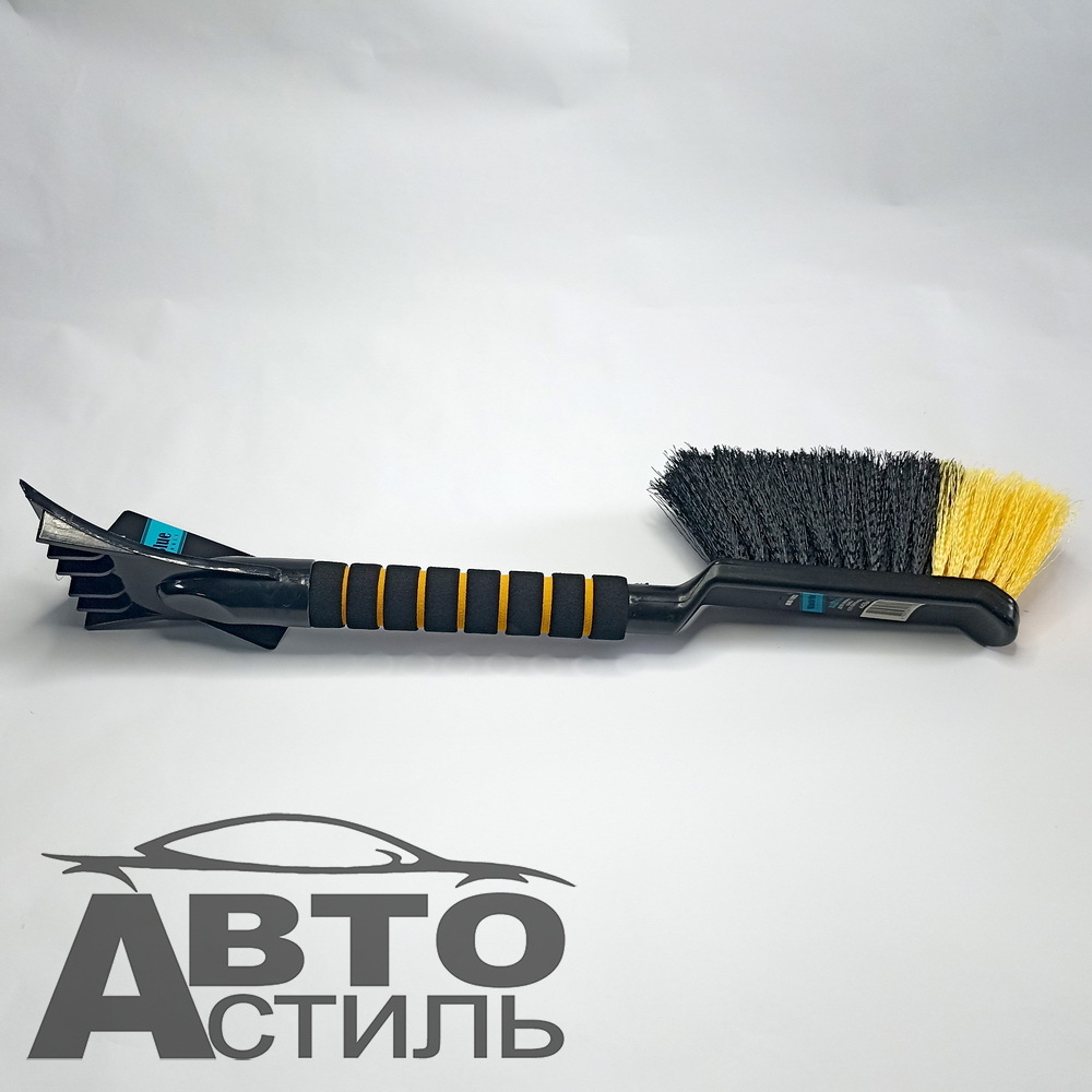 Скребок+щетка  для снега  65см  Black&Blue  мягкая ручка  ВВ1002  (44383)