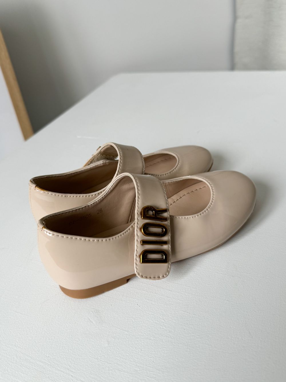 Лаковые туфли Dior, 28