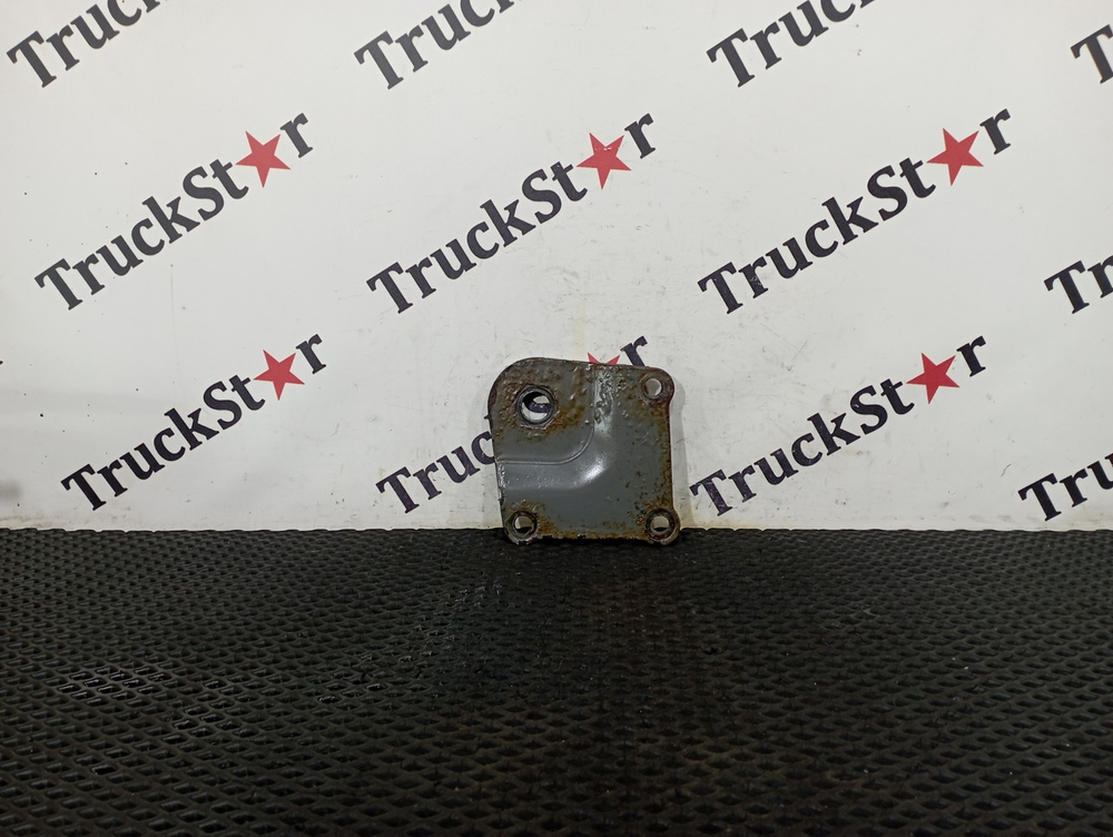 Кронштейн рессоры передней левый 2023г