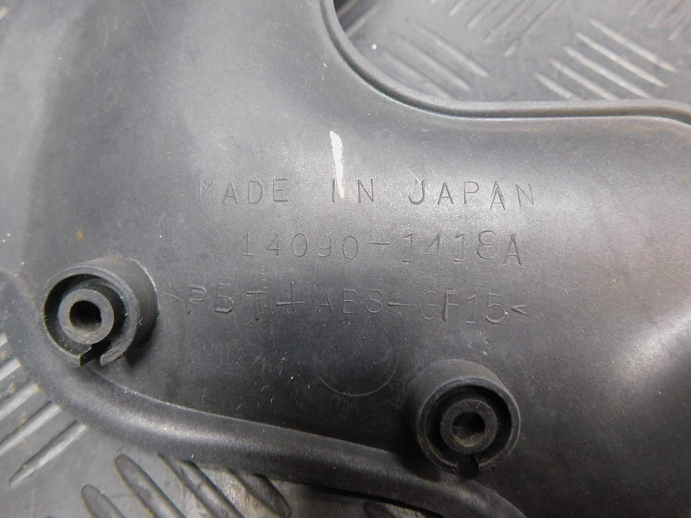 Пластик приборной панели Kawasaki ZZR1100 99 14090-1418