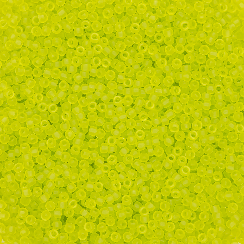 Японский бисер TOHO Round 15/0 (№4F), прозрачный матовый