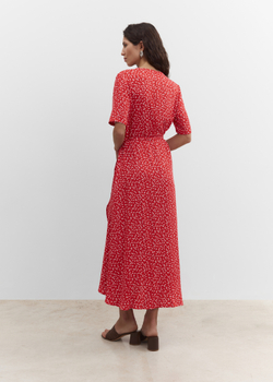 Платье на запах в длине миди