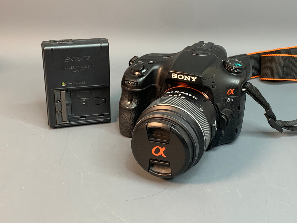 Sony A65 kit 18-55mm 18.000 кадров