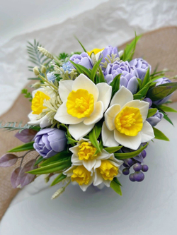 Букет из мыла «Тюльпаны и нарциссы, вайлет»