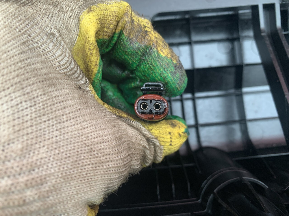 Крышка клапанная 2019г