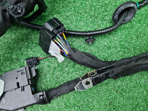 Проводка салонная Hongqi HS5 (2023-н.в.)