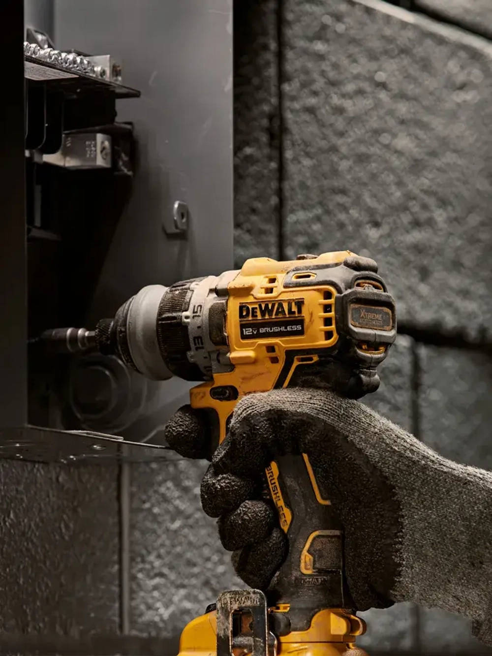DeWalt Шуруповерт, 12 В, 0 АКБ