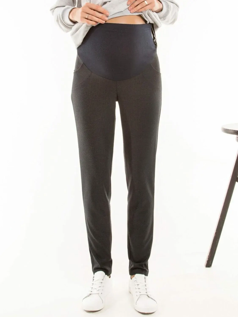 Брюки слегка зауженные для беременных т.синий 3344