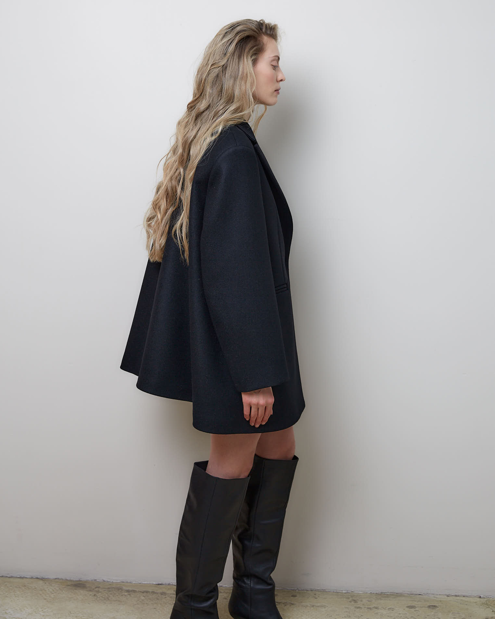 Пальто с асимметричным низом из шерсти Гуччи черный