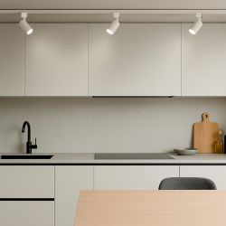 UBL-Q324 GU10 WHITE Светильник-прожектор трековый. Под лампу GU10. Корпус белый. ТМ Volpe