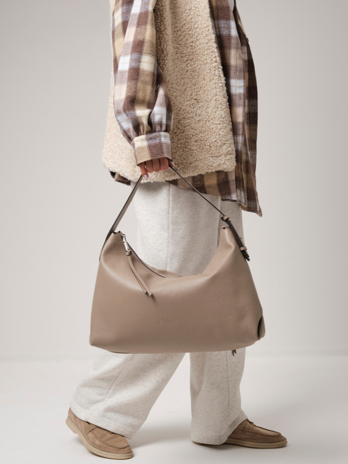 Сумка кожаная бежевая