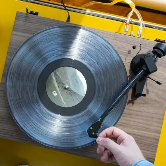 Pro-Ject Debut EVO 2 (PICK IT MM EVO) Satin White