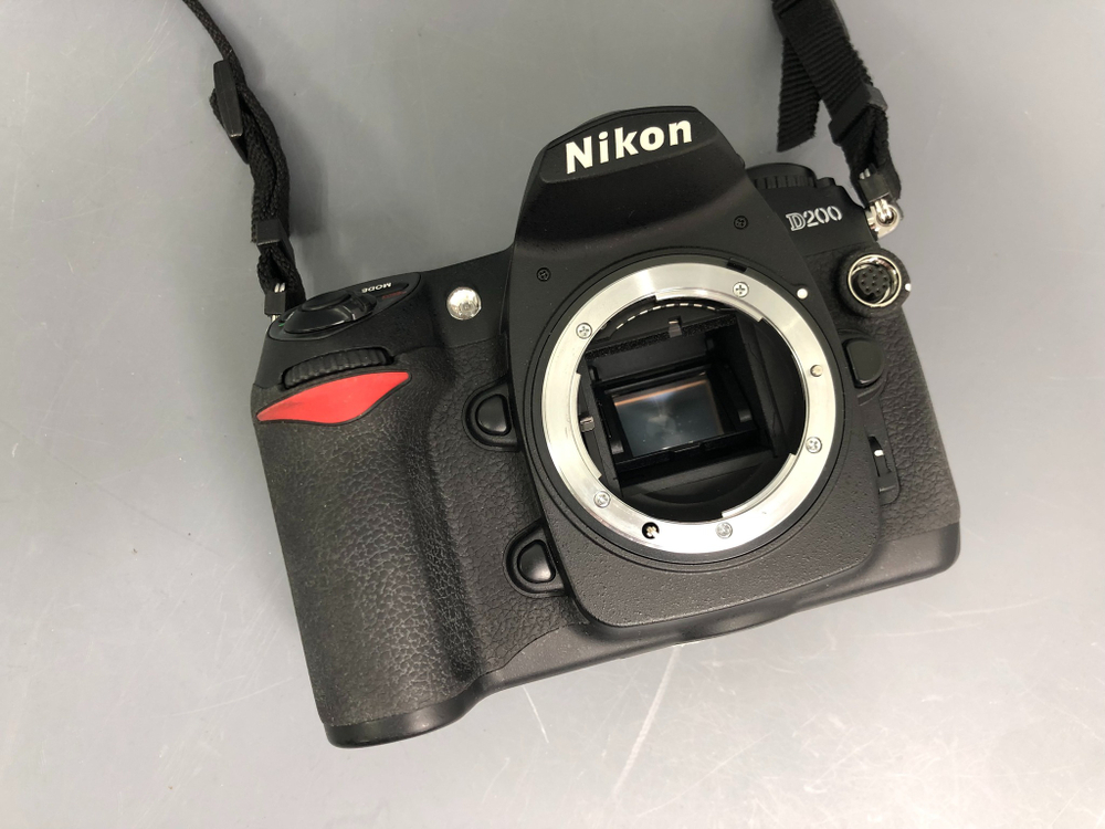 Nikon D200 Body 7.300 кадров