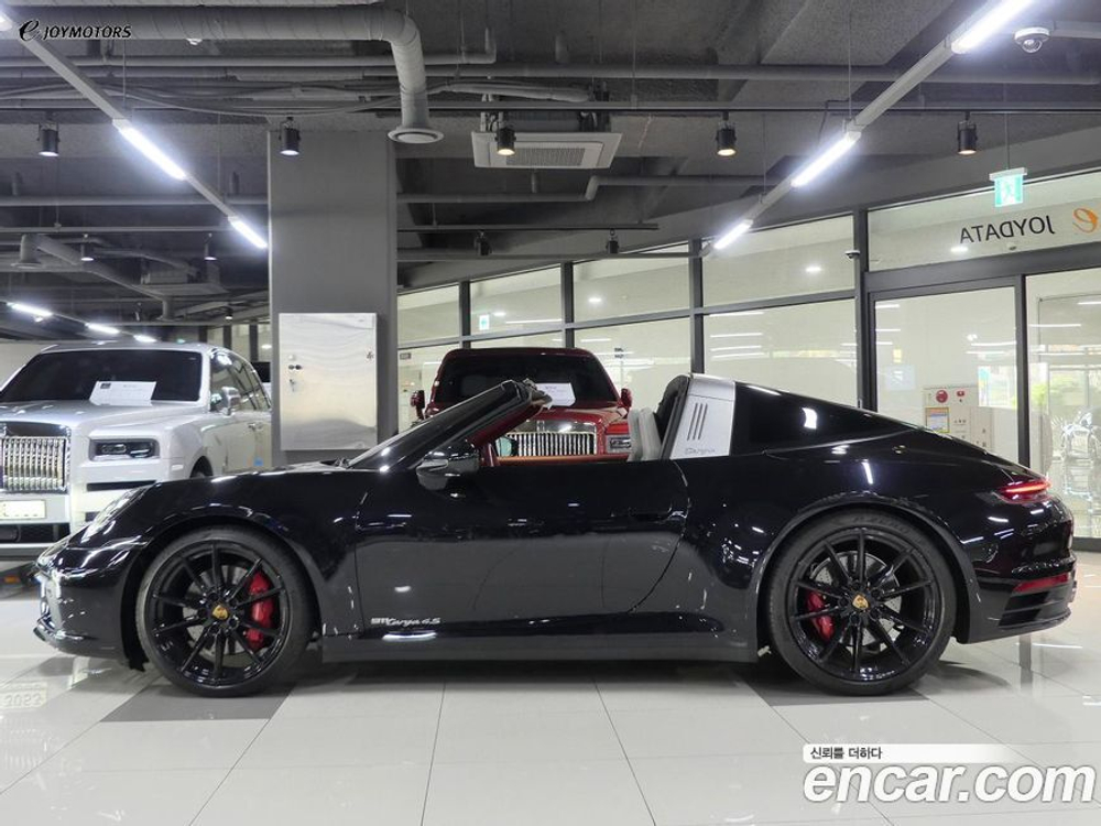 Porsche 911 (992) 타르가 4S (02.2021)