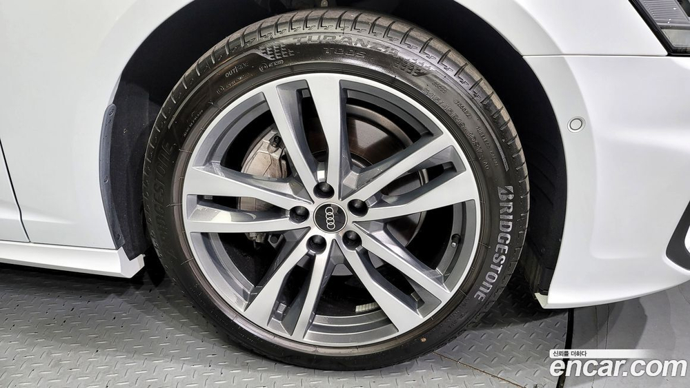 Audi A6 (C8) 45 TFSI Premium (02.2023)