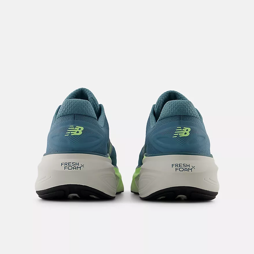 Кроссовки для бега New Balance New Fresh Foam More V6 salt water/afterglow/grey matter