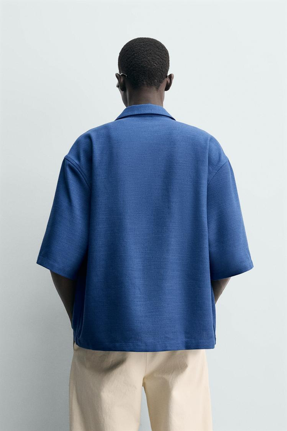 ZARA РУБАШКА BOXY FIT ИЗ РЕЛЬЕФНОЙ ТКАНИ, ЯРКО-СИНИЙ