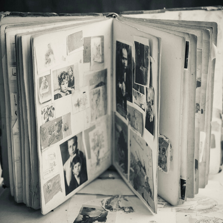 Фотоальбом против цифровой амнезии: перезапусти свою память и начни жить своими историями.