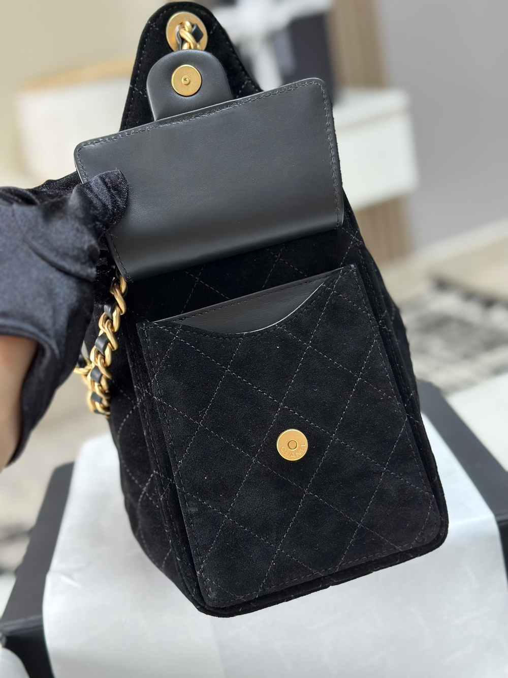 Chanel 25 Small Handbag 30 cm
