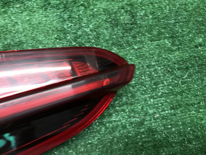 Фонарь левый внутренний Hyundai Santa Fe 4 (20-24)