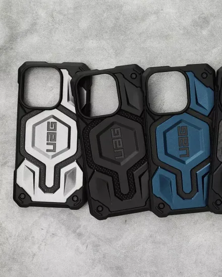 Чехол с поддержкой MAGSAFE Uag Monarch Pro для iPhone 14 6.1", цвет карбон (Carbon Fiber)