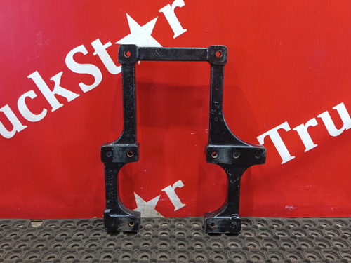 Кронштейн ящика АКБ 2023г