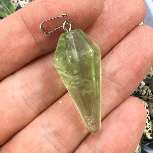 Кулон Маятник из камня Флюорит зеленый, 34х15 мм