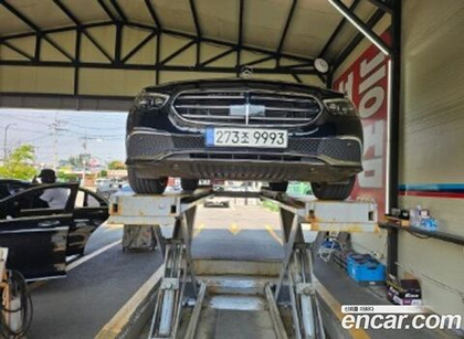 Mercedes-Benz E-Class W213 E300e 4MATIC Exclusive (05.2021)