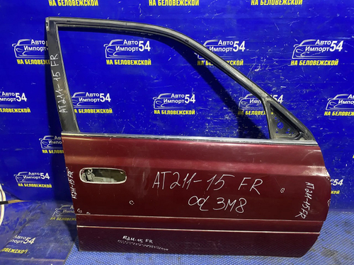 Дверь передняя правая TOYOTA CARINA 2001