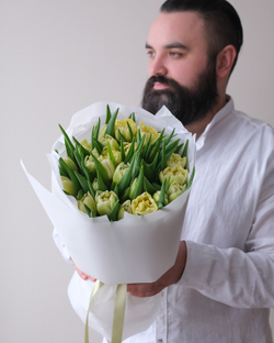 Моно из 25 пионовидных тюльпанов Авангард