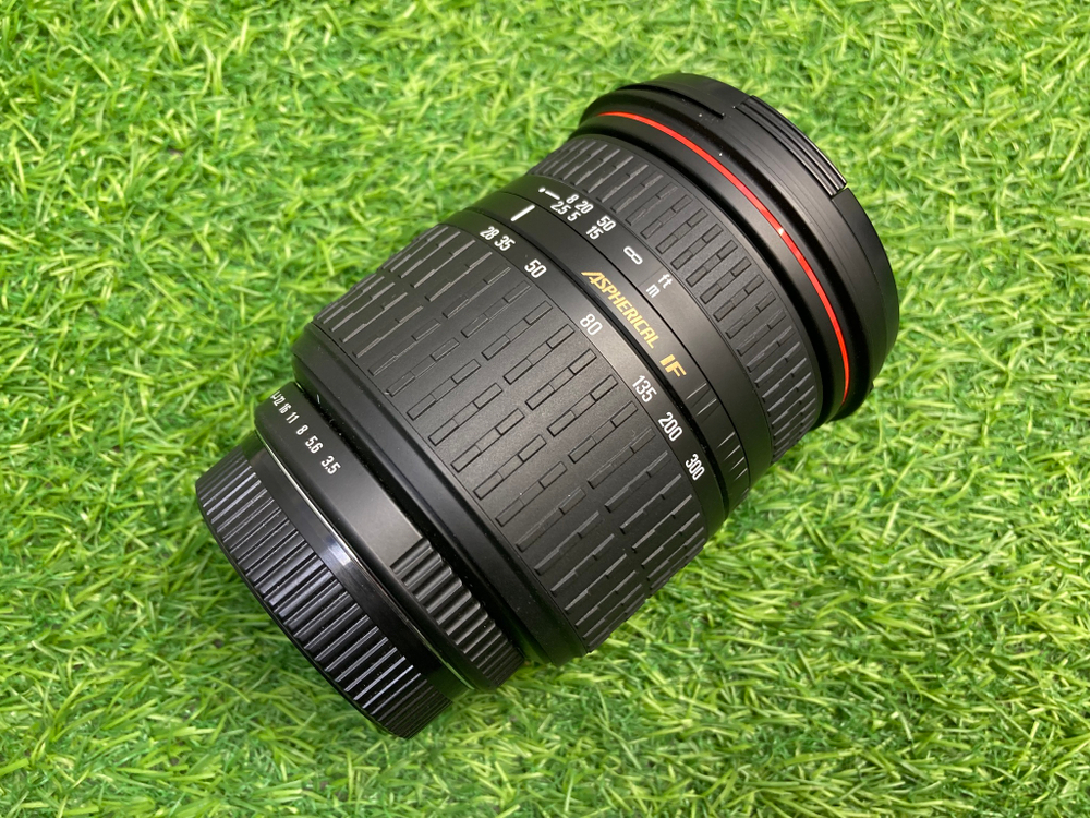Sigma AF 28-300mm 3.5-6.3 IF Hyperzoom Pentax
