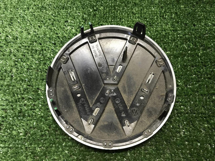 Эмблема решетки радиатора VW Polo 6 (2020-2022)