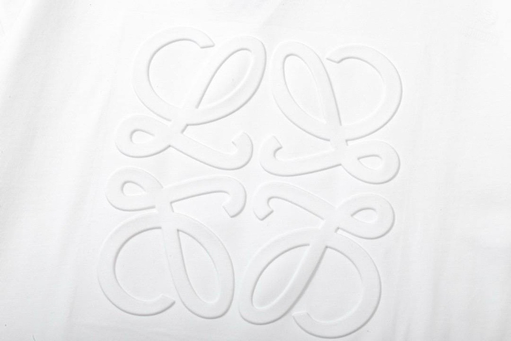 Футболка Loewe