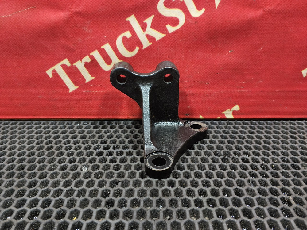 Кронштейн задней подвески кабины 2023г.