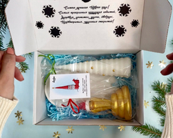 Подарочный набор фигурных свечей Limbon Candle Символ года Змея и елочка