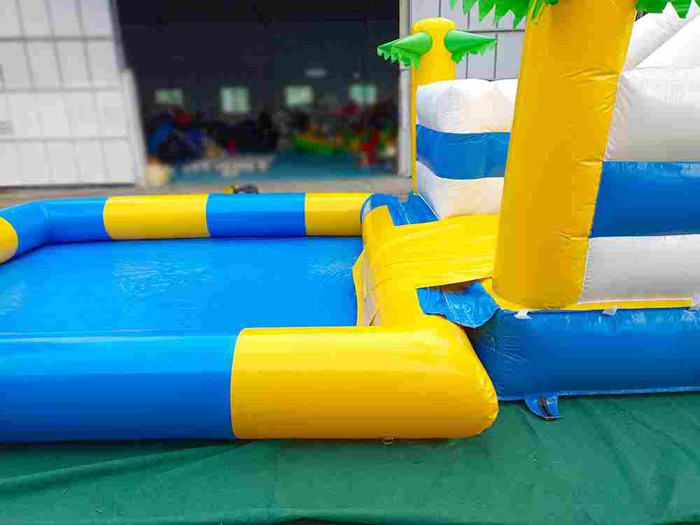 Коммерческий надувной батут с бассейном «Пляжный оазис», 13*5*6 м