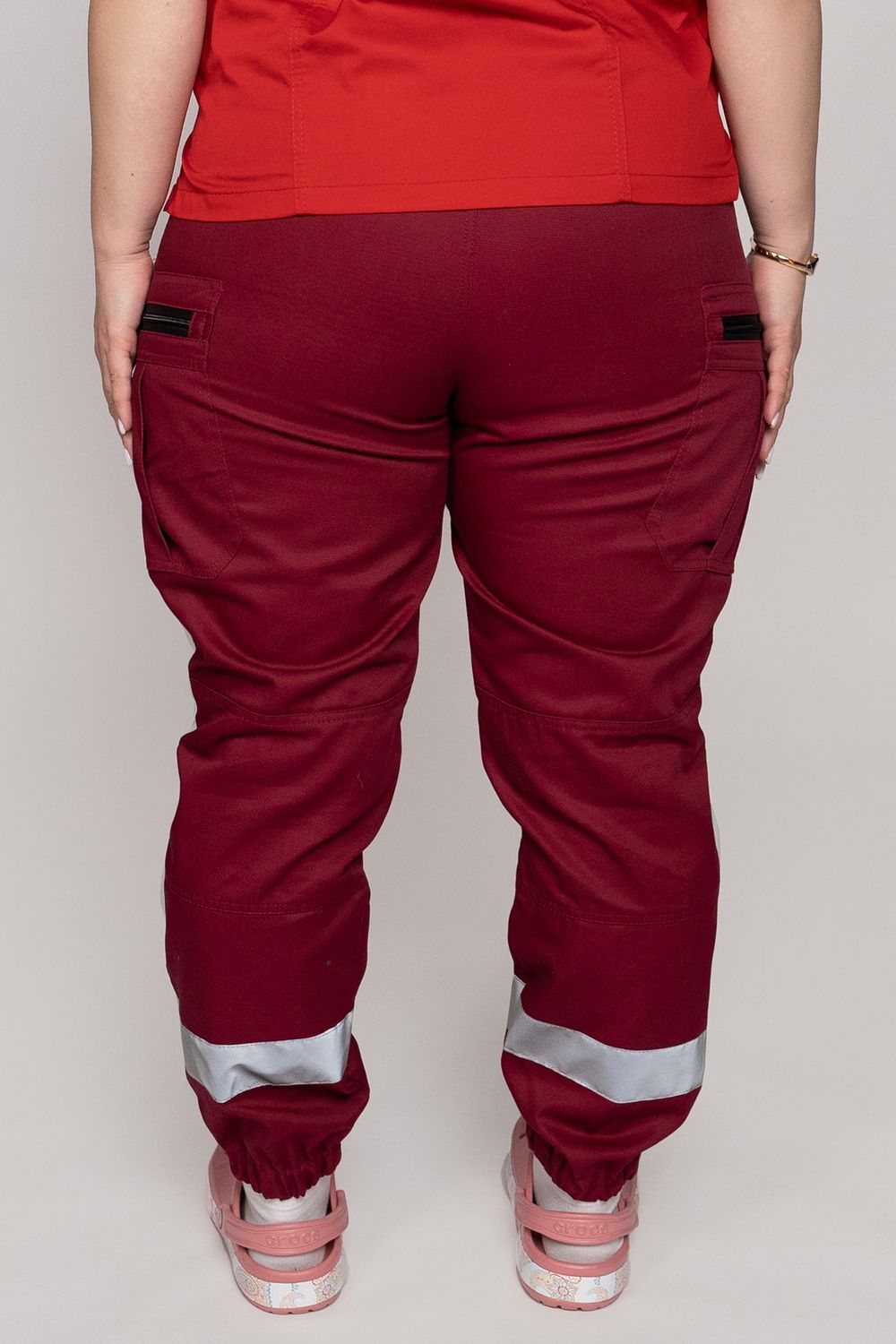 Брюки-джоггеры демисезонные женские Скорая помощь MedicLine цв. БОРДОВЫЙ