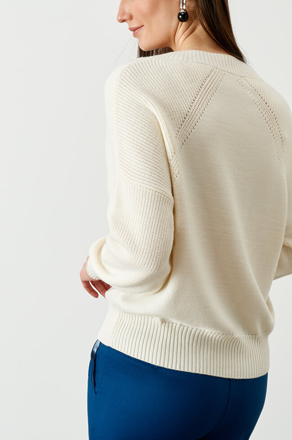 22743 Джемпер женский (молочный)