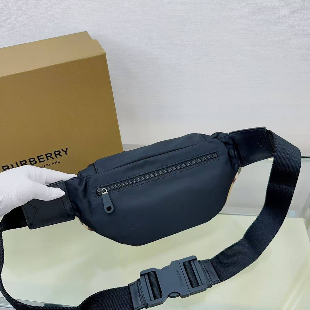 Сумка Burberry