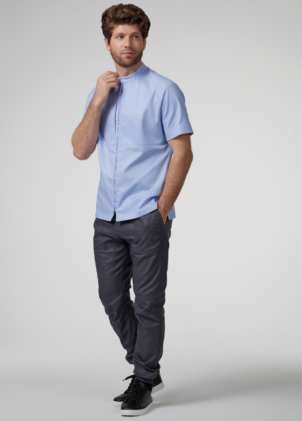 Туника с кокетками-карманами