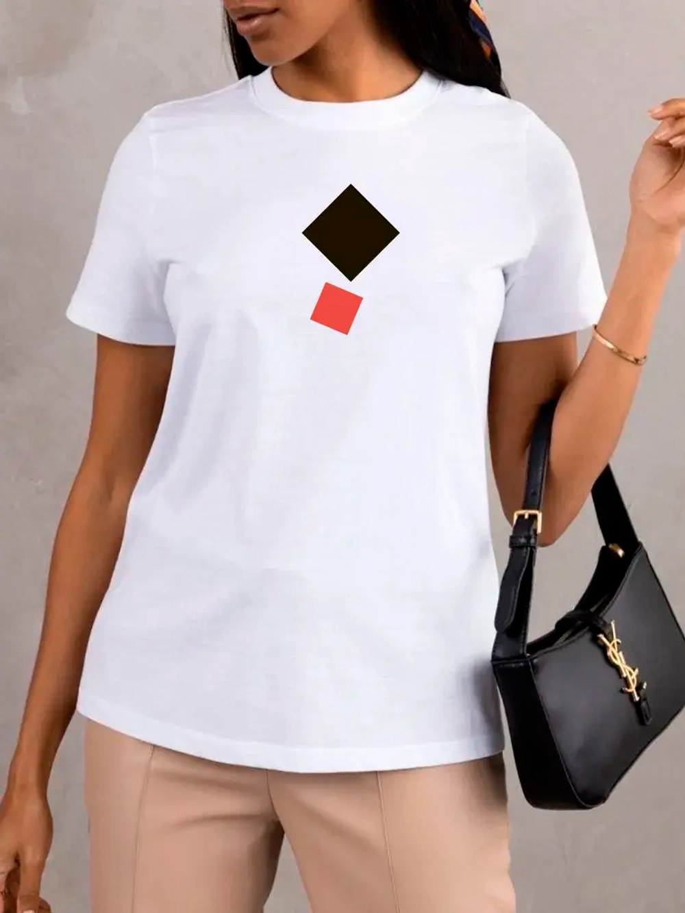 Футболка больших размеров с принтом фигуры