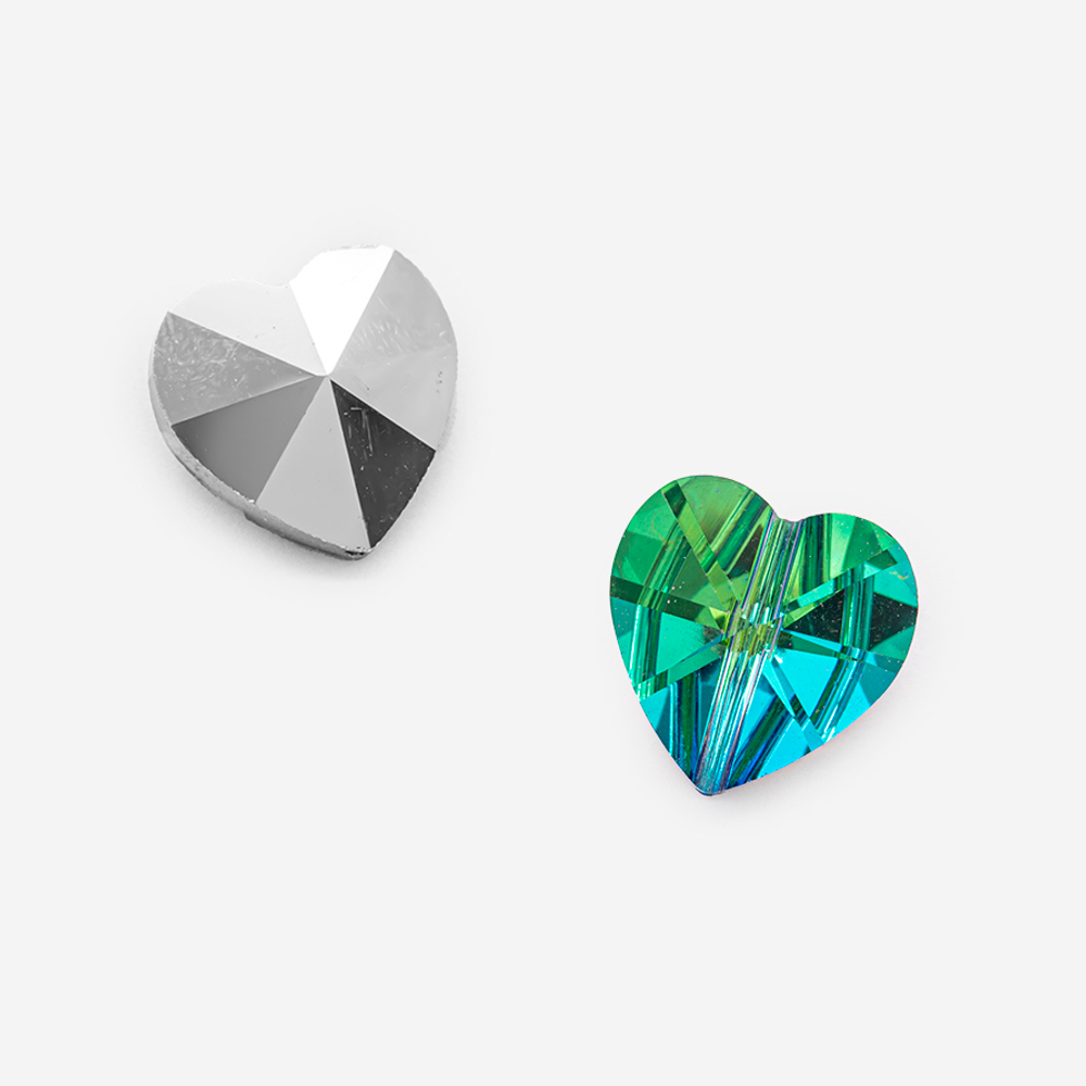 Кристалл-сердце с продольным отверстием оттенок "Мальдивы", 14мм