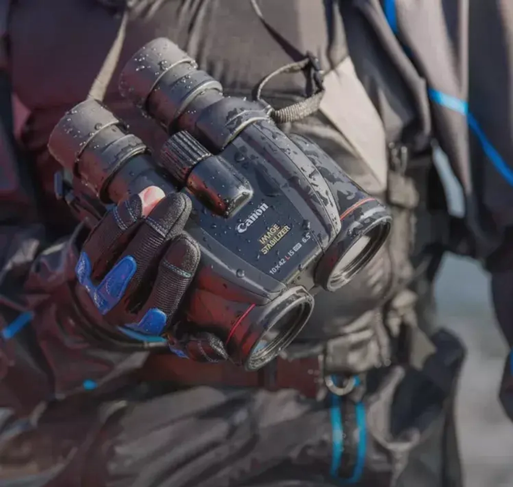 Бинокль Canon 10x42 L IS WP